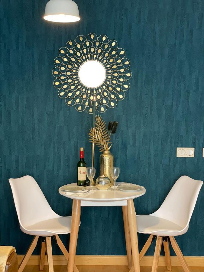 A Space That Feels Like Home With Private Parking Málaga Exteriör bild
