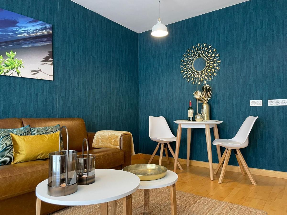 A Space That Feels Like Home With Private Parking Málaga Exteriör bild