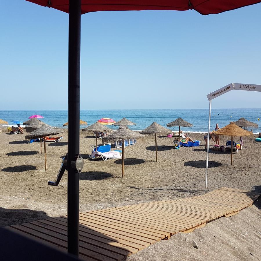 A Space That Feels Like Home With Private Parking Málaga Exteriör bild