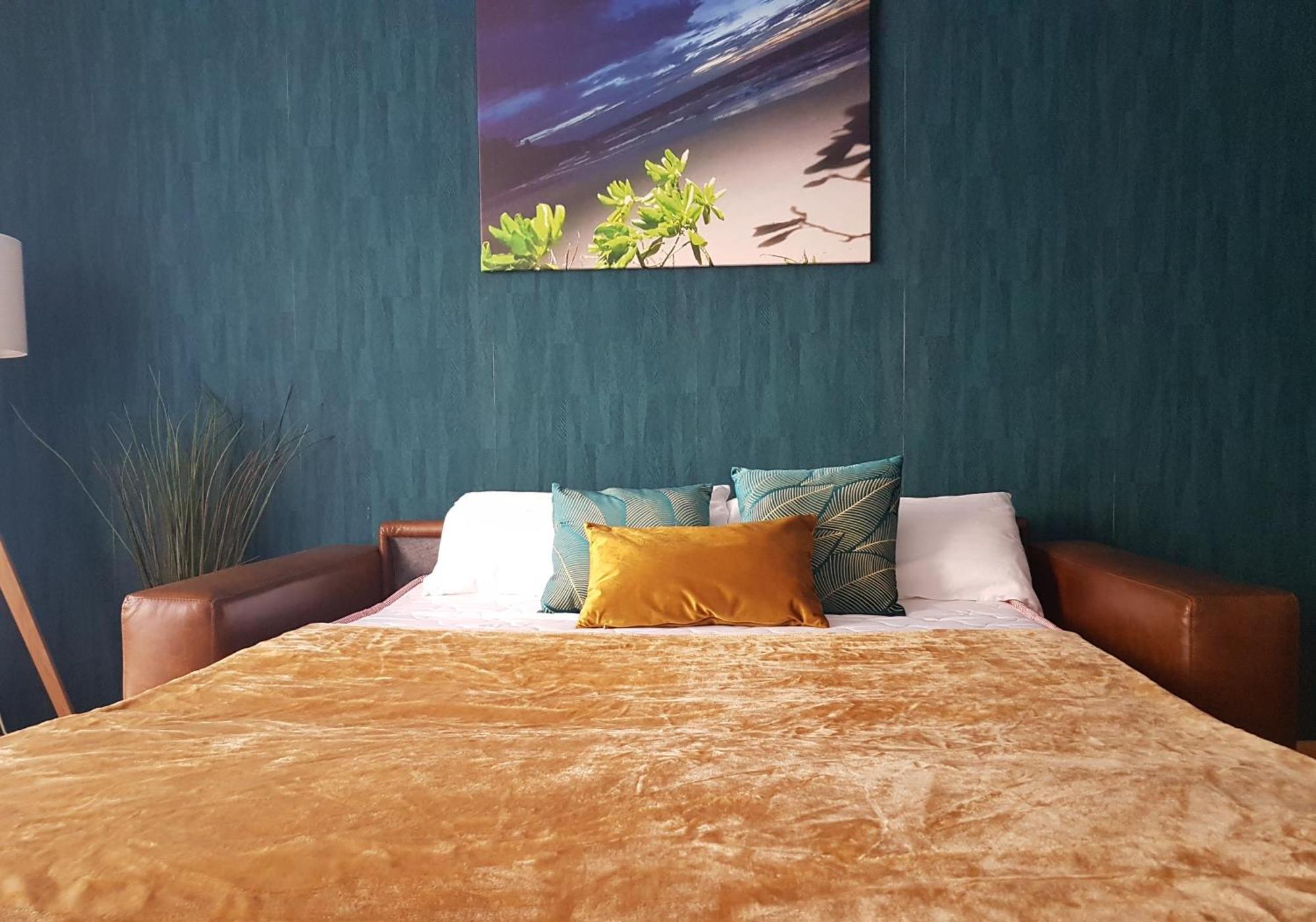 A Space That Feels Like Home With Private Parking Málaga Exteriör bild